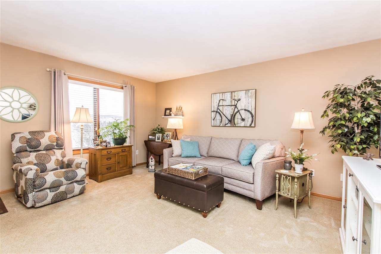 1258 Kingsbury Road Washington, IL 61571 - Photo 6 of 27 Gallery Image 6