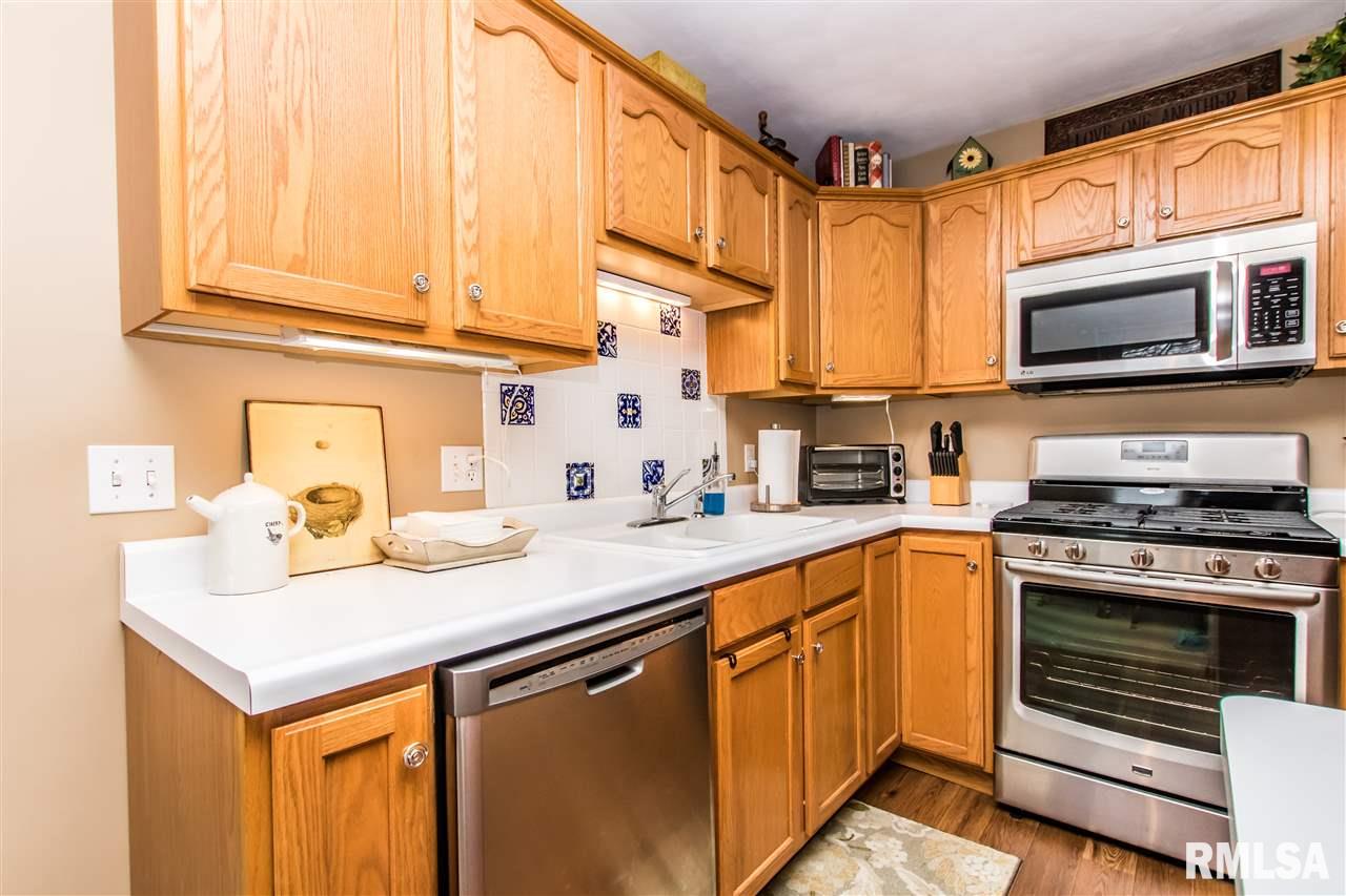 1258 Kingsbury Road Washington, IL 61571 - Photo 10 of 27 Gallery Image 10