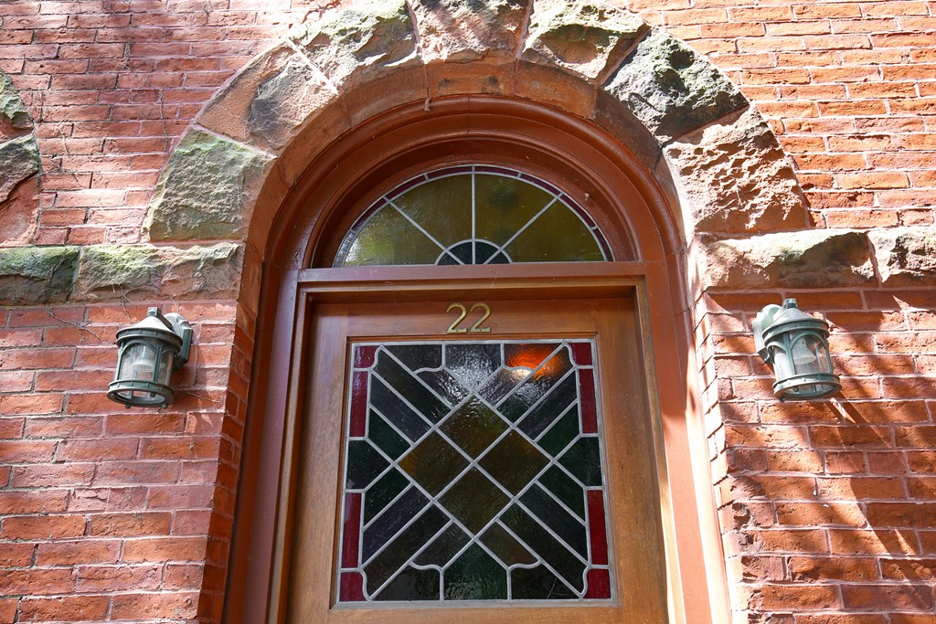 22 Perry Street, Unit 3 Brookline, MA 02445 - Photo 5 of 22 Gallery Image 5