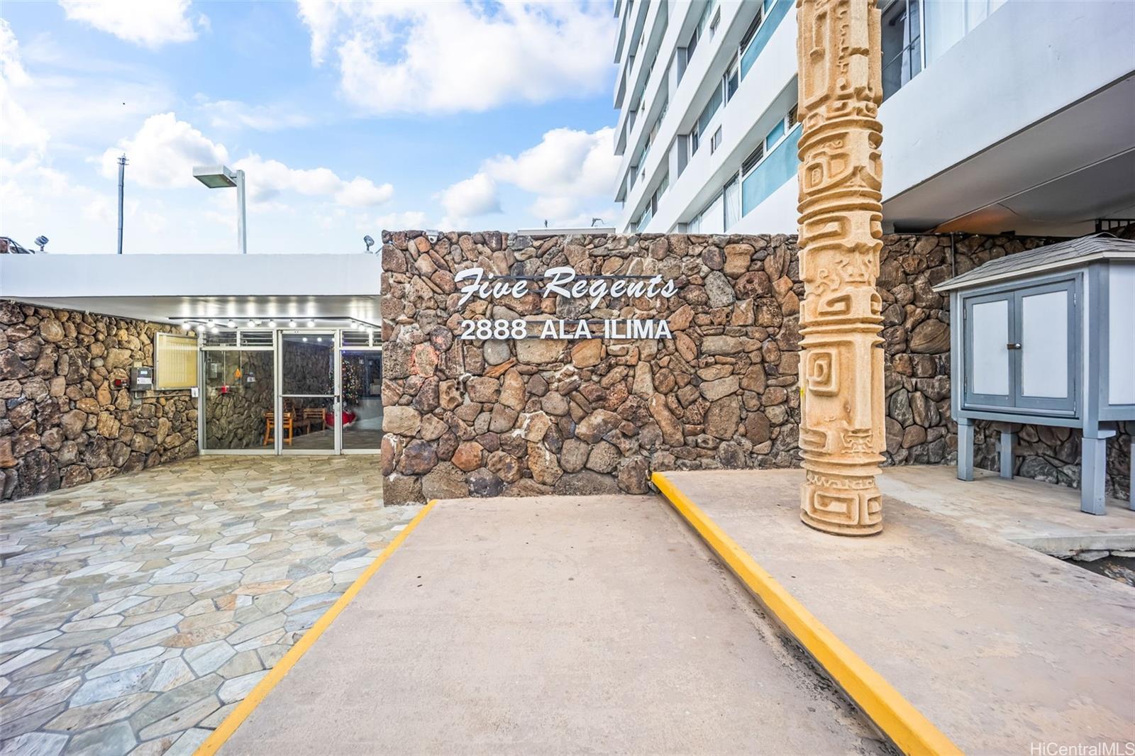 2888 Ala Ilima Street, Unit 2309 Honolulu, HI 96818 - Photo 17 of 18 Five Regents lobby entrance