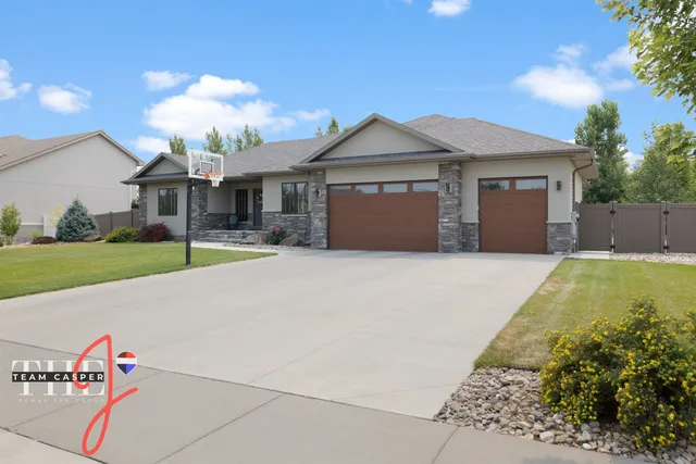 $820,000 | 4423 East 21st Street, Casper, WY 82609