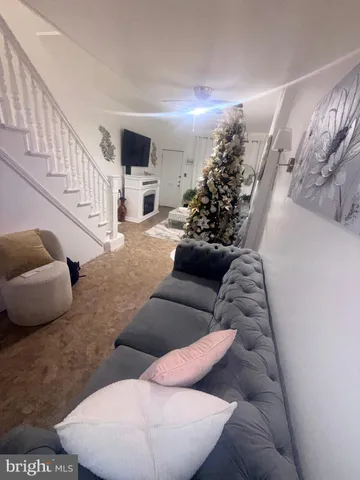 $194,900 | 355 McKnight Street, Reading, PA 19601