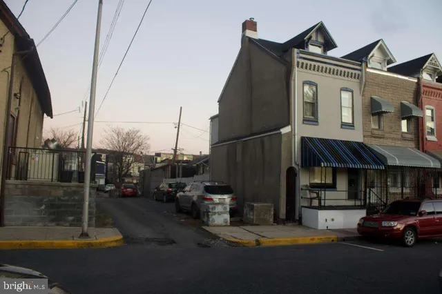 $194,900 | 355 McKnight Street, Reading, PA 19601