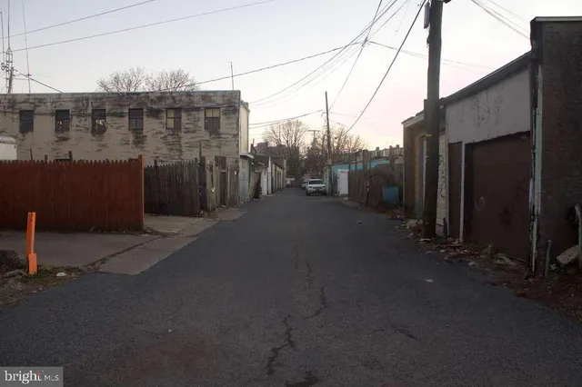 $194,900 | 355 McKnight Street, Reading, PA 19601