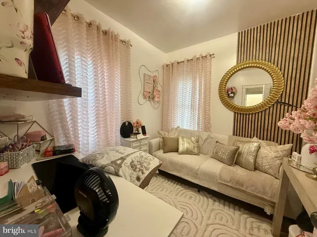 $194,900 | 355 McKnight Street, Reading, PA 19601