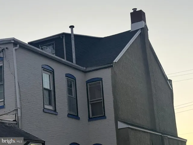 $194,900 | 355 McKnight Street, Reading, PA 19601