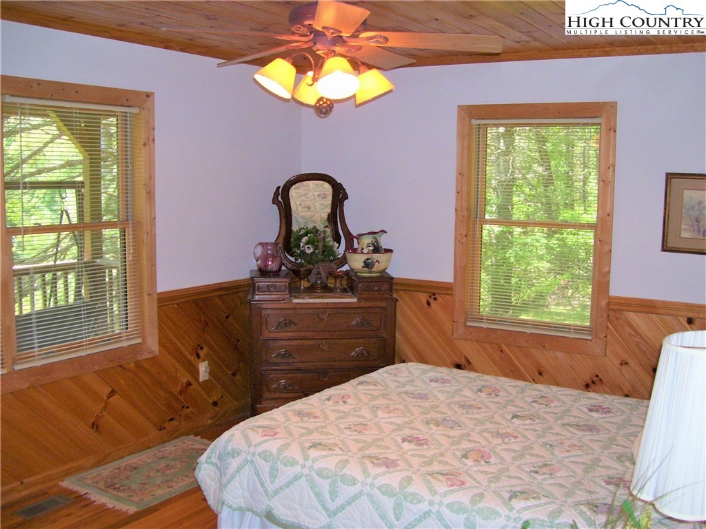 289 Turkey Ridge Crumpler, NC 28617 - Photo 13 of 25
