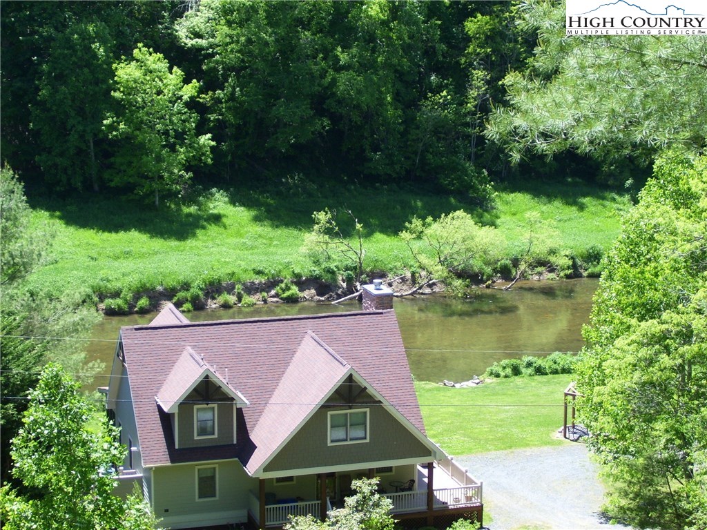289 Turkey Ridge Crumpler, NC 28617 - Photo 17 of 25