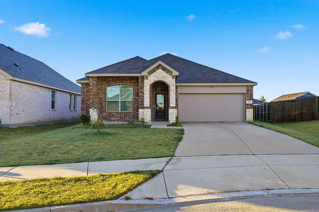 $250,000 | 745 Twinvale Drive, Princeton, TX 75407