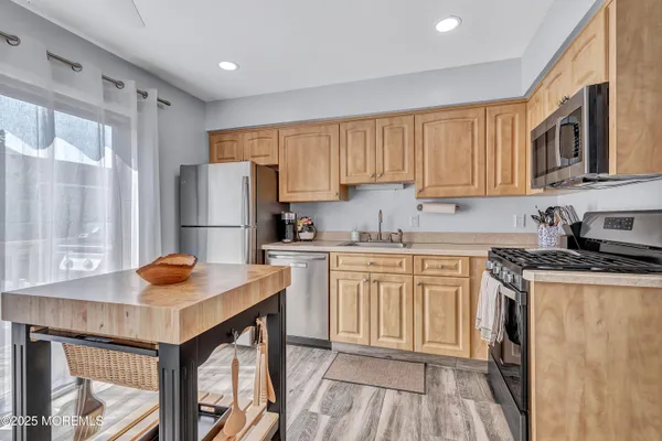 $3,200 | 20 Cedar Street, Unit 5, Highlands, NJ 07732