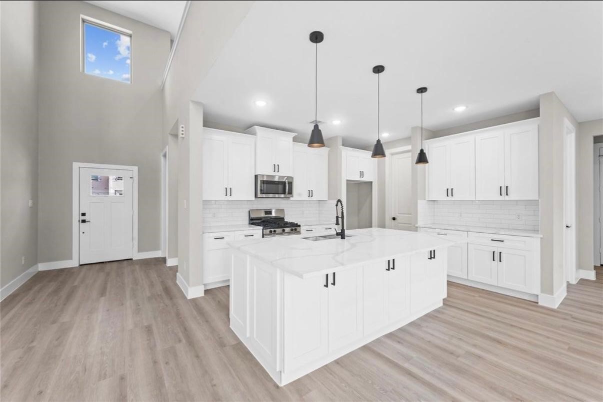 2518 Liguria Ln Spring Spring, TX 77388 - Photo 2 of 36 Open Floor Leaving Spaces