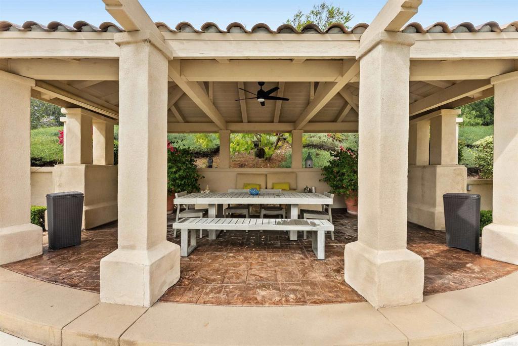 7345 Vista Rancho Court Rancho Santa Fe, CA 92091 - Photo 52 of 60