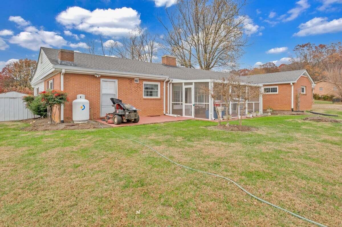 70 Vantage Road Rocky Mount, VA 24151 - Photo 38 of 58 MIB07095