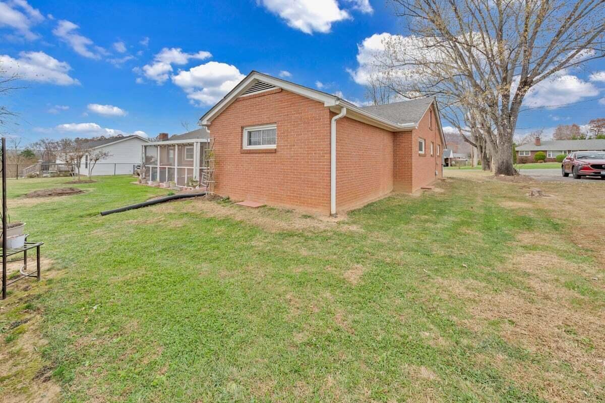 70 Vantage Road Rocky Mount, VA 24151 - Photo 47 of 58 MIB07122