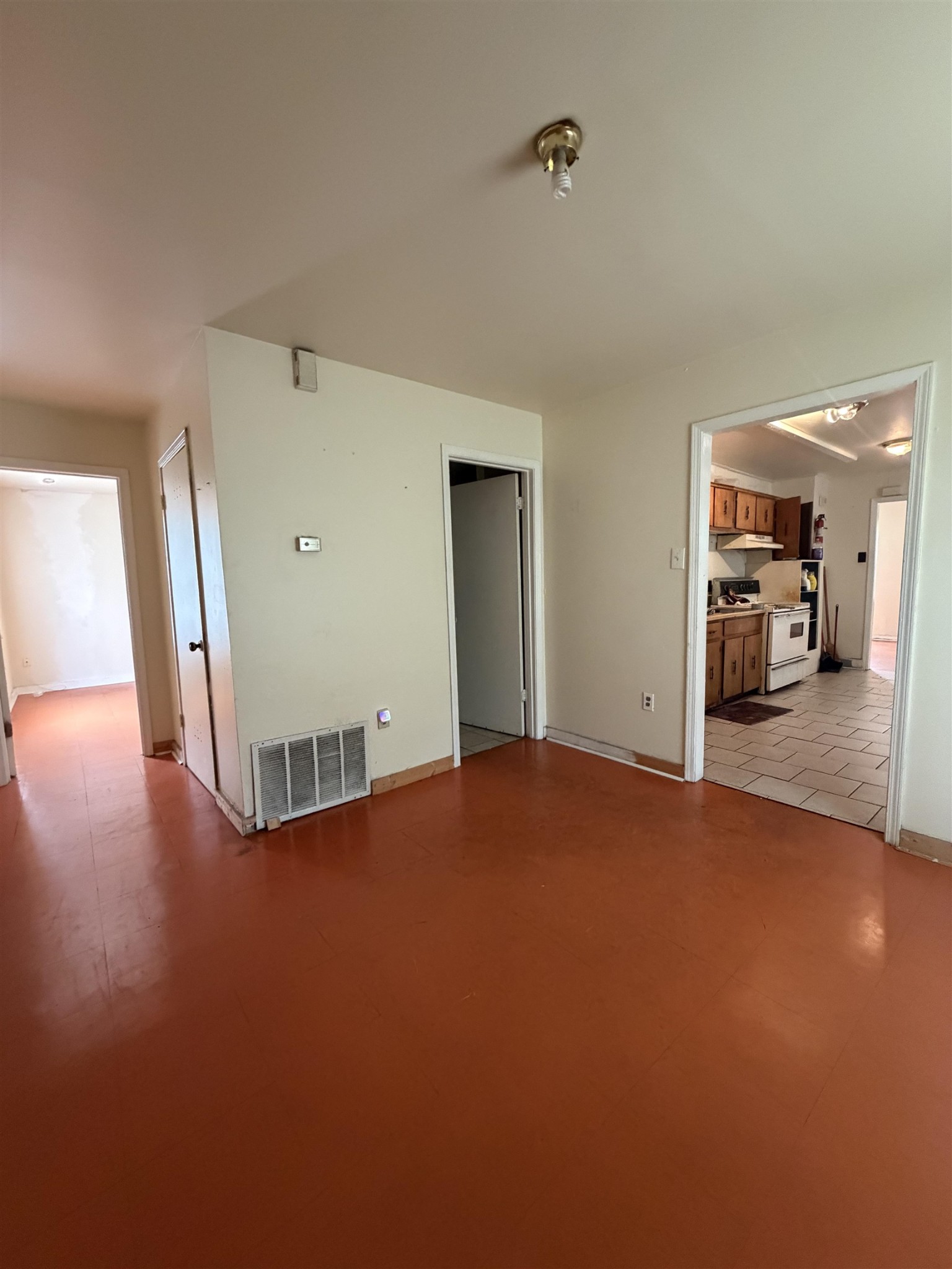 1246 Gausco Road Memphis, TN 38106 - Photo 18 of 26 Gallery Image 18