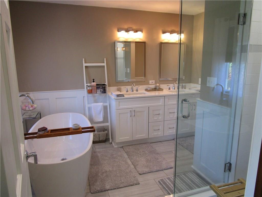17 Renaissance Drive Irwin, PA 15642 - Photo 13 of 24 Gallery Image 13