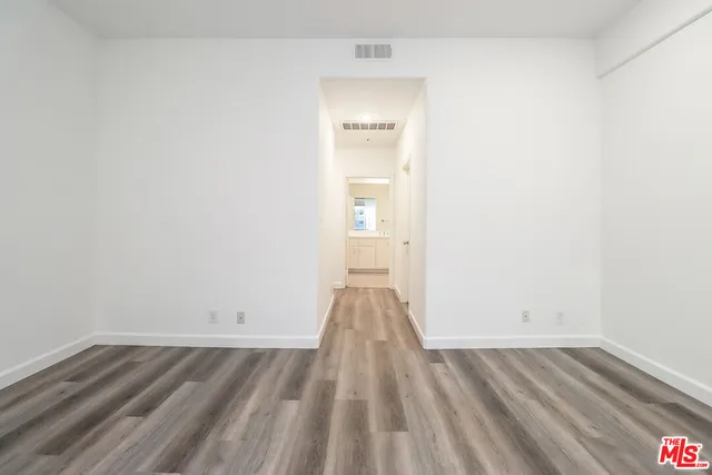 $4,495 | 11920 Goshen Avenue, Unit 102, Los Angeles, CA 90049