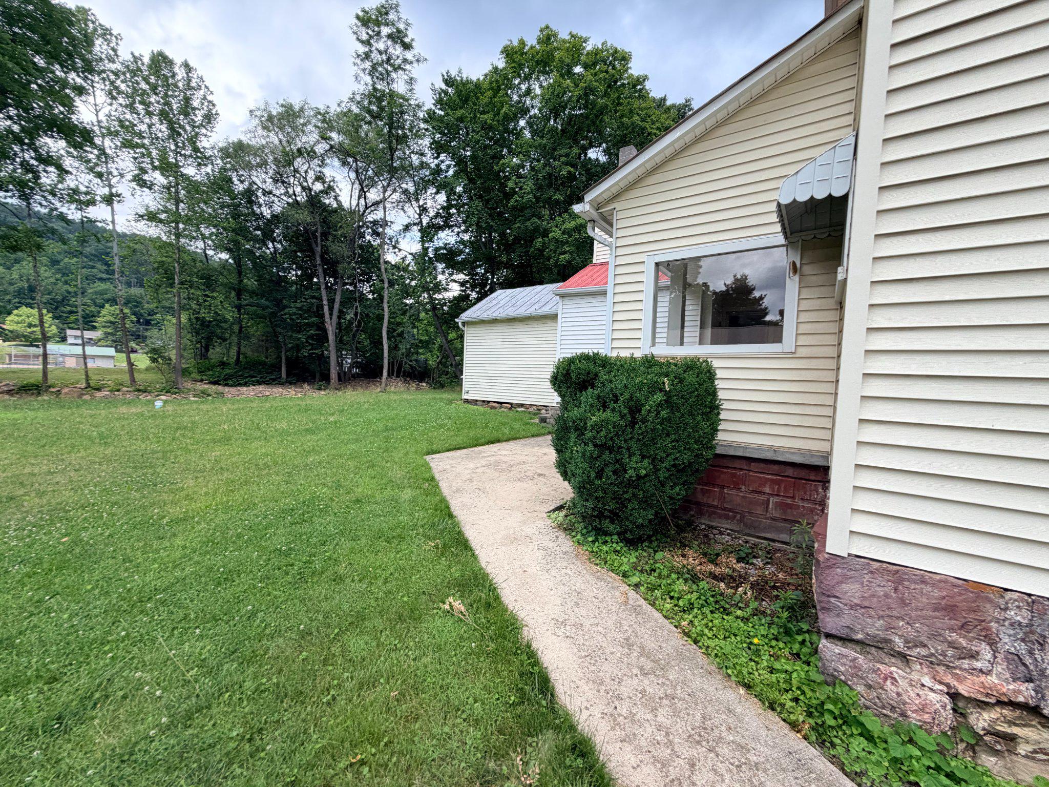 18705 Temperance Row Barton, MD 21521 - Photo 6 of 62 Amenities include sidewalks.