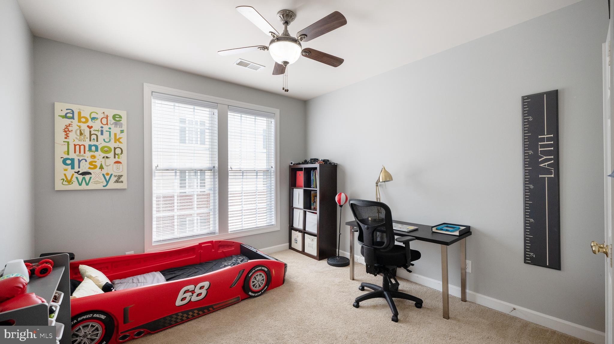 653 Cedar Spring Street Gaithersburg, MD 20877 - Photo 19 of 21 Bedroom 3