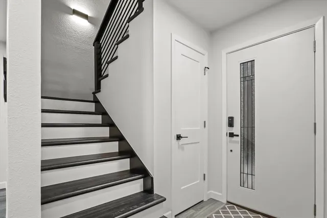 $340,000 | 1916 Shorewood Drive, Grapevine, TX 76051