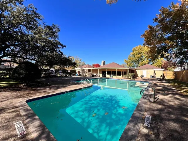 $340,000 | 1916 Shorewood Drive, Grapevine, TX 76051