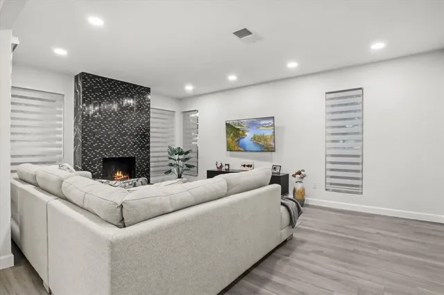 $340,000 | 1916 Shorewood Drive, Grapevine, TX 76051