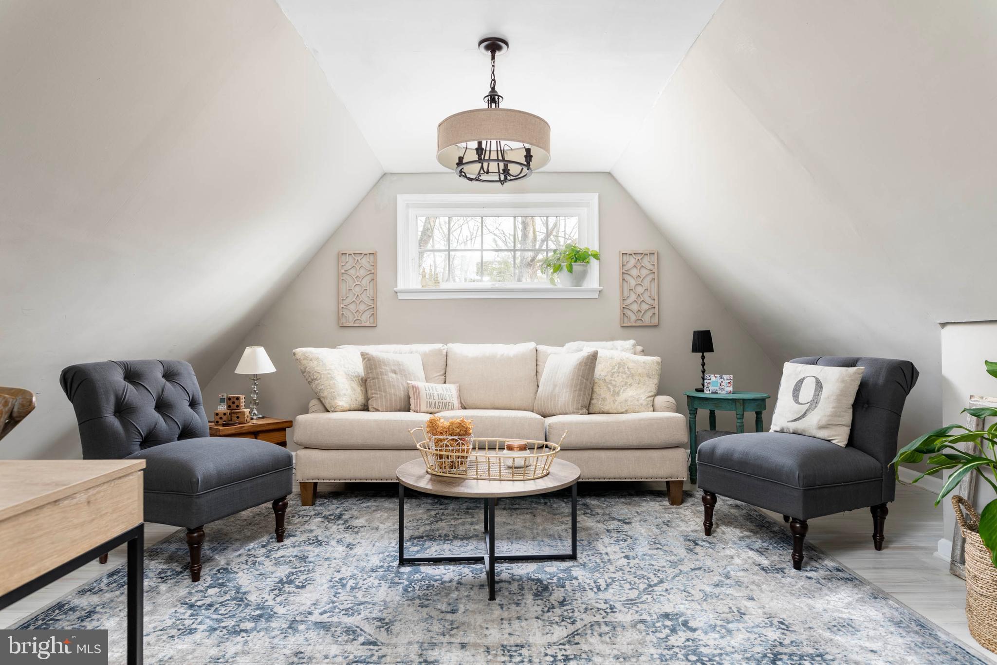38 Rabbit Run Road Malvern, PA 19355 - Photo 29 of 67 Main Bedroom Sitting Room.