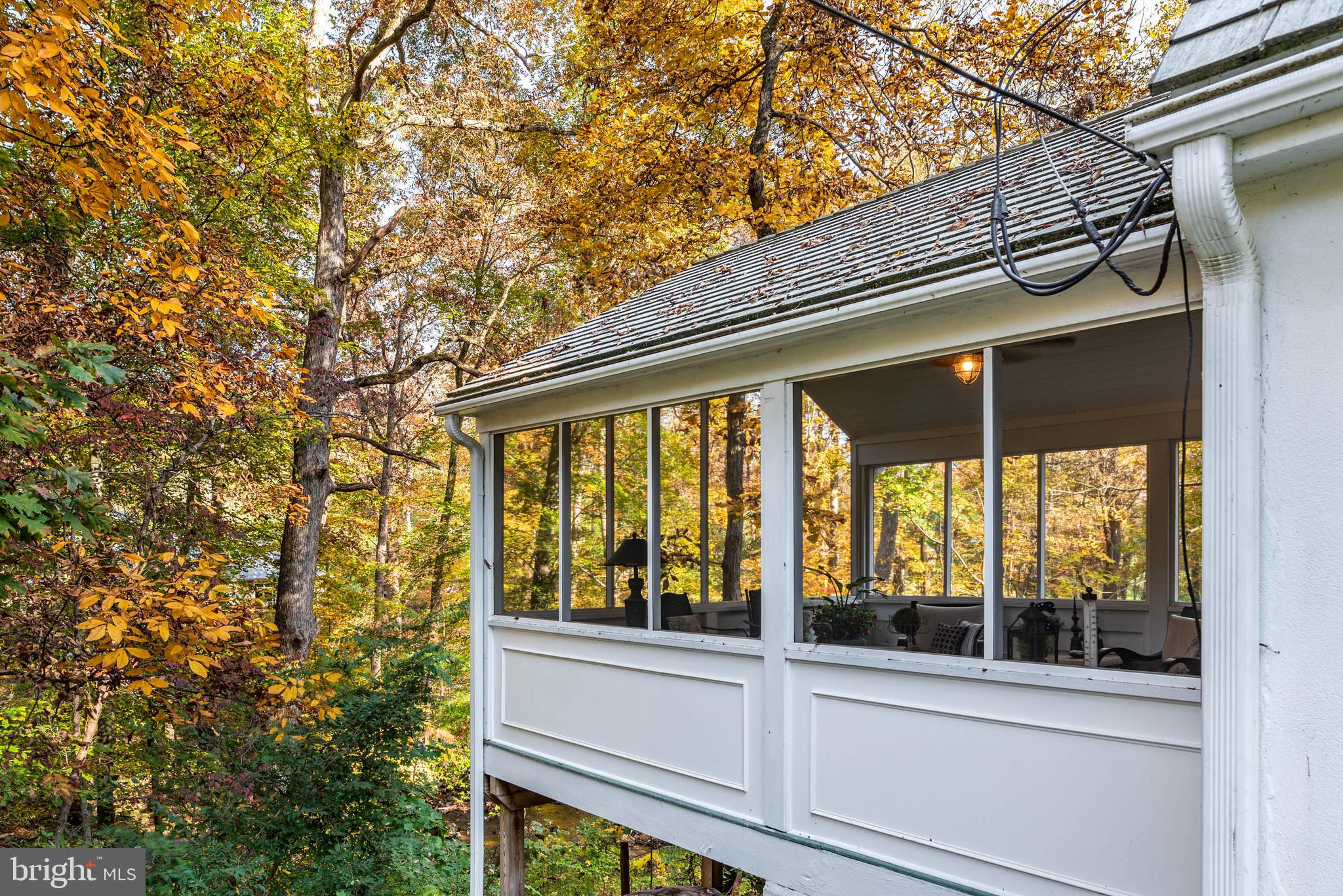 38 Rabbit Run Road Malvern, PA 19355 - Photo 50 of 67 Screened-in Porch.