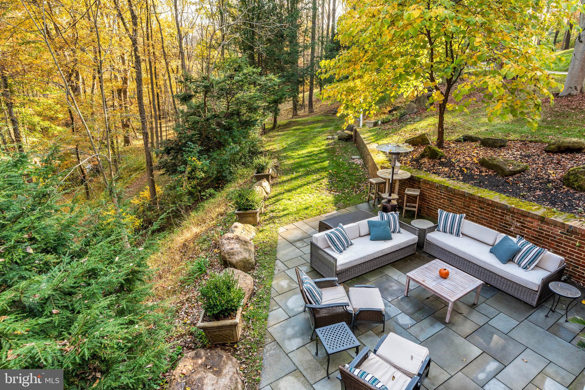 38 Rabbit Run Road Malvern, PA 19355 - Photo 56 of 67 Flagstone Patio.
