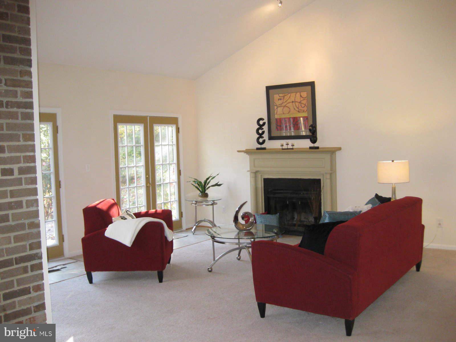 14797 West Ridge Road Accokeek, MD 20607 - Photo 2 of 6 Living Room
