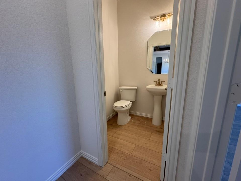 193 Oak Grv Way Springtown, TX 76082 - Photo 9 of 24 Gallery Image 9