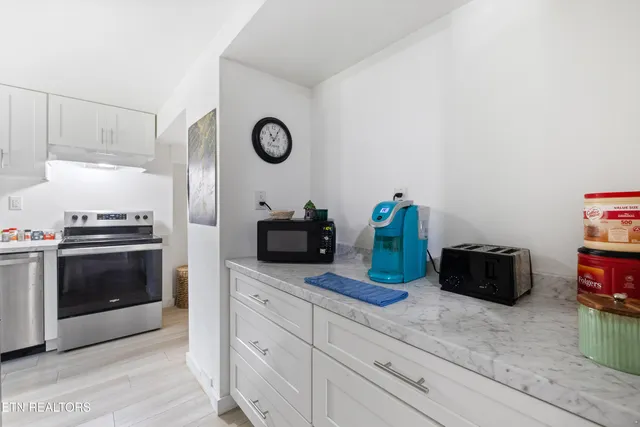 $425,000 | 941 Rosedale Avenue, Kingston, TN 37763