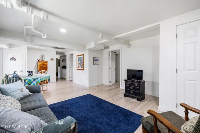 $425,000 | 941 Rosedale Avenue, Kingston, TN 37763