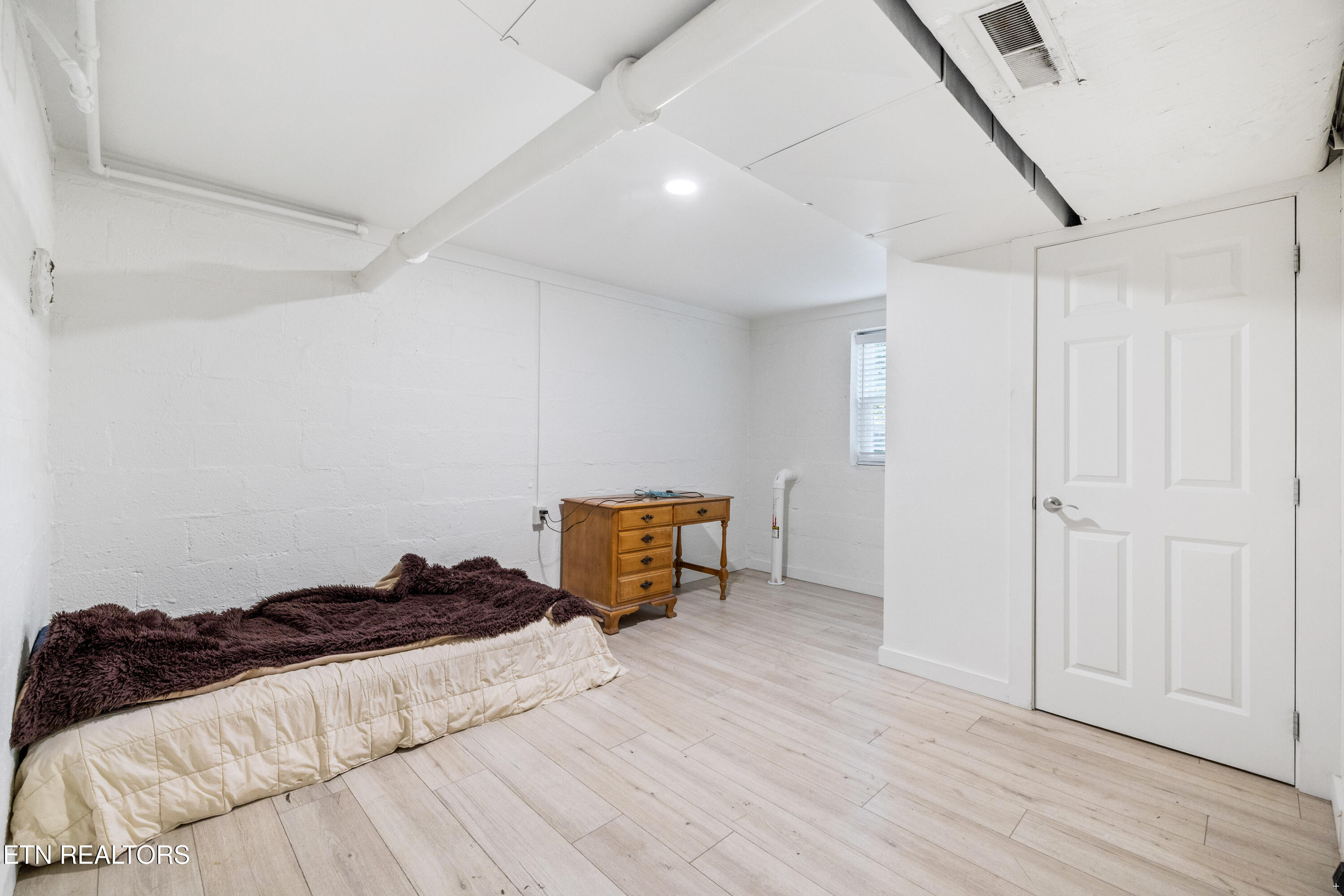 941 Rosedale Avenue Kingston, TN 37763 - Photo 9 of 27 Positive Perceptions-24