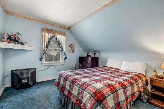 $249,900 | 109 Waldoboro Road, Friendship, ME 04547