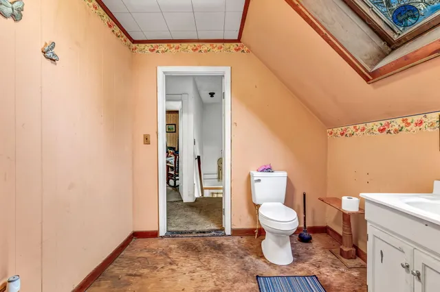 $249,900 | 109 Waldoboro Road, Friendship, ME 04547