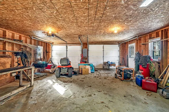 $249,900 | 109 Waldoboro Road, Friendship, ME 04547