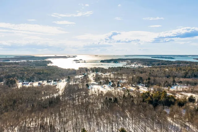 $249,900 | 109 Waldoboro Road, Friendship, ME 04547