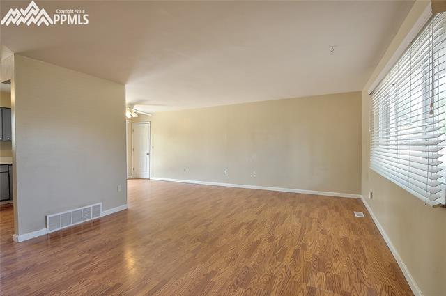 4925 Del Sol Road Colorado Springs, CO 80918 - Photo 4 of 25