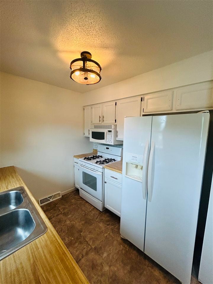 785 Prairie Ridge Road North Liberty, IA 52317 - Photo 4 of 21 Gallery Image 4