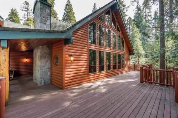 $1,250,000 | 41812 Granite Ridge Road, Shaver Lake, CA 93664