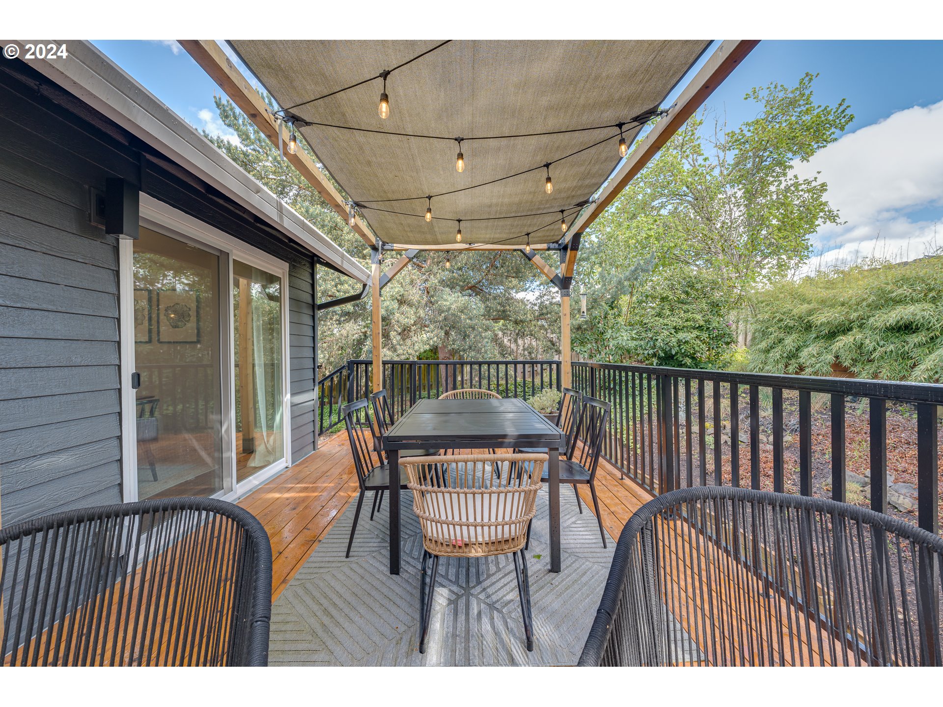 17240 Southwest Hart Way Beaverton, OR 97007 - Photo 22 of 29