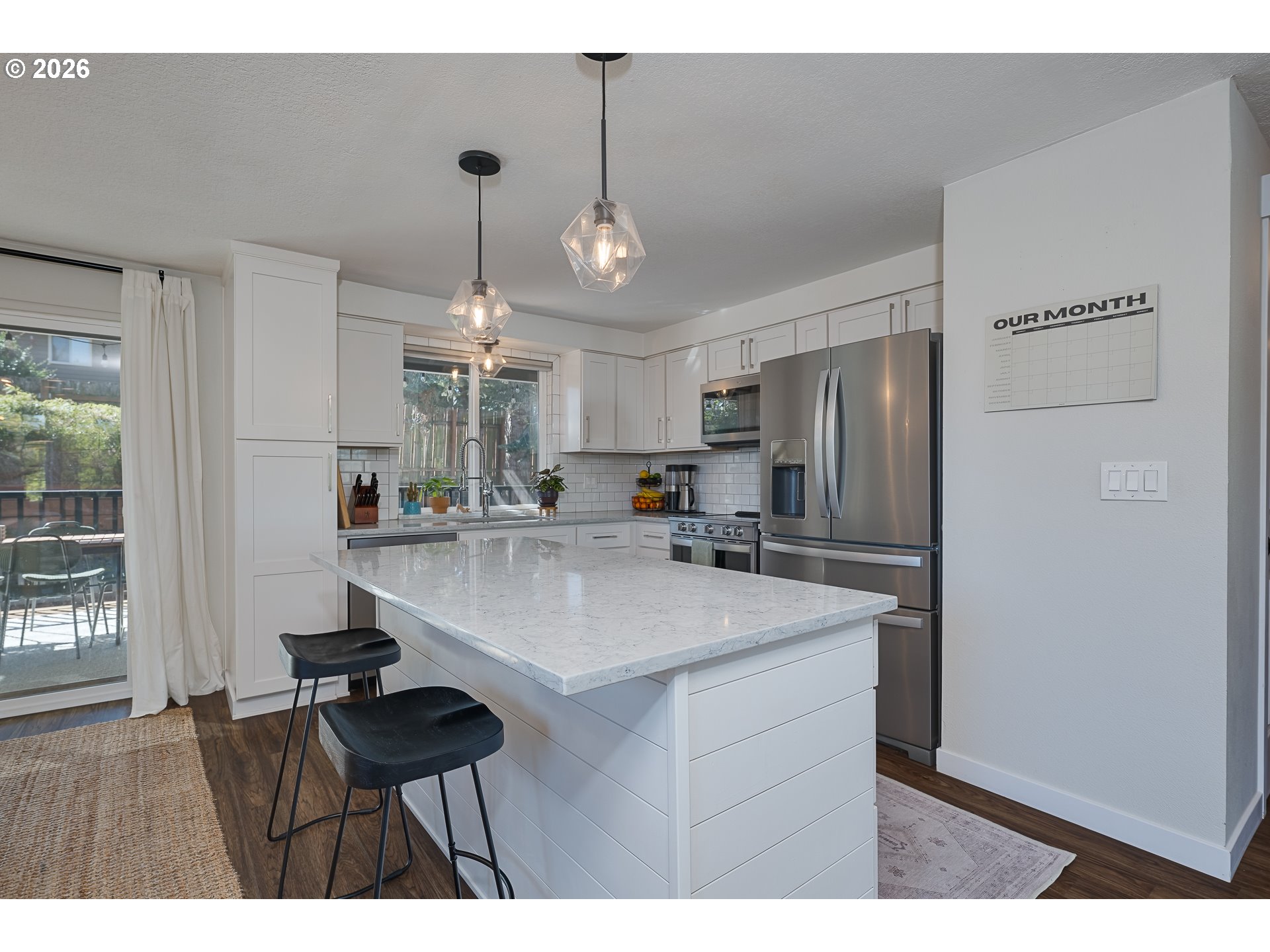 17240 Southwest Hart Way Beaverton, OR 97007 - Photo 4 of 29