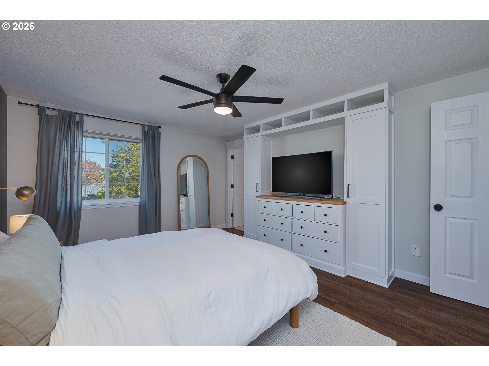 17240 Southwest Hart Way Beaverton, OR 97007 - Photo 8 of 29