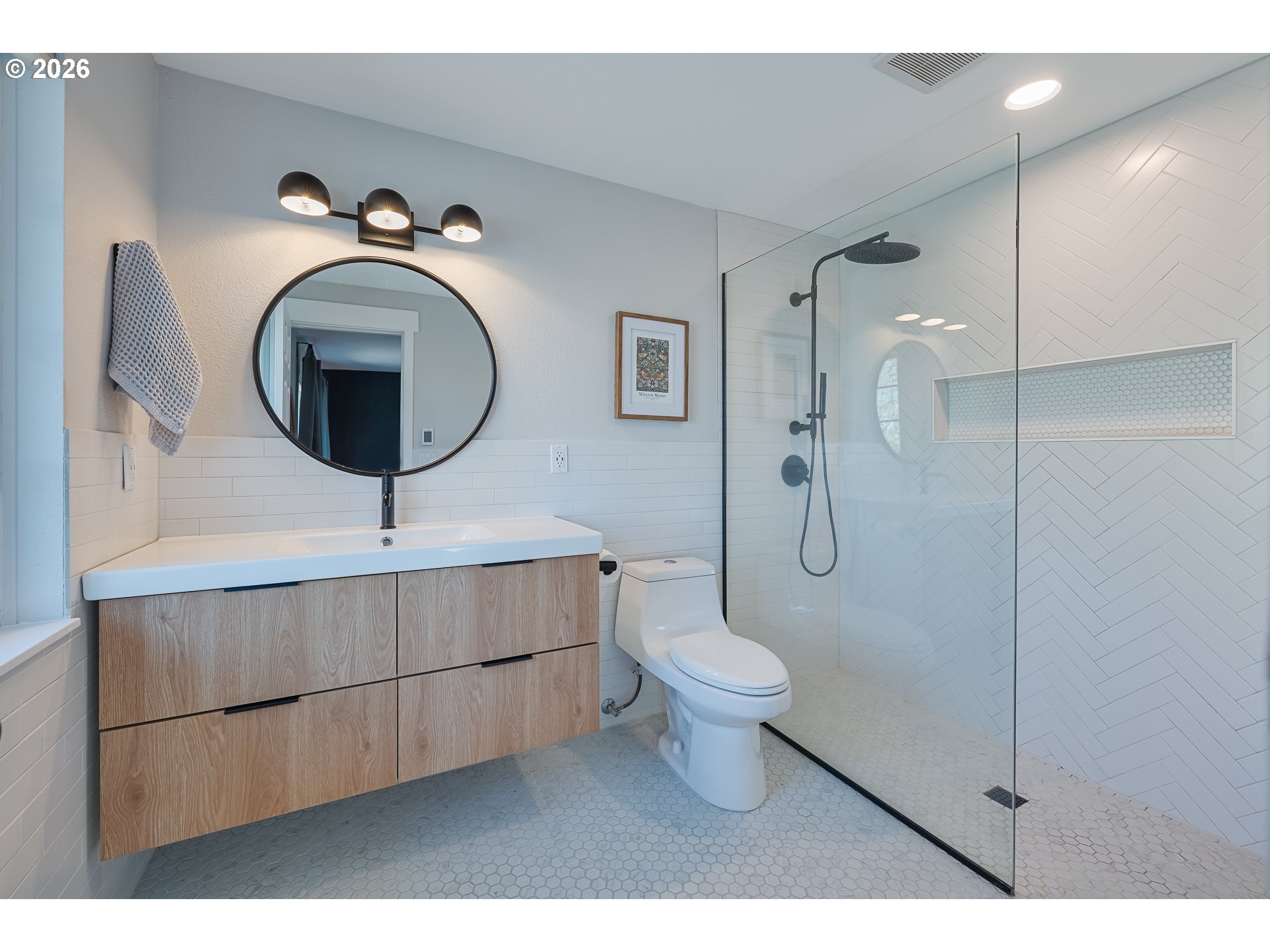 17240 Southwest Hart Way Beaverton, OR 97007 - Photo 10 of 29