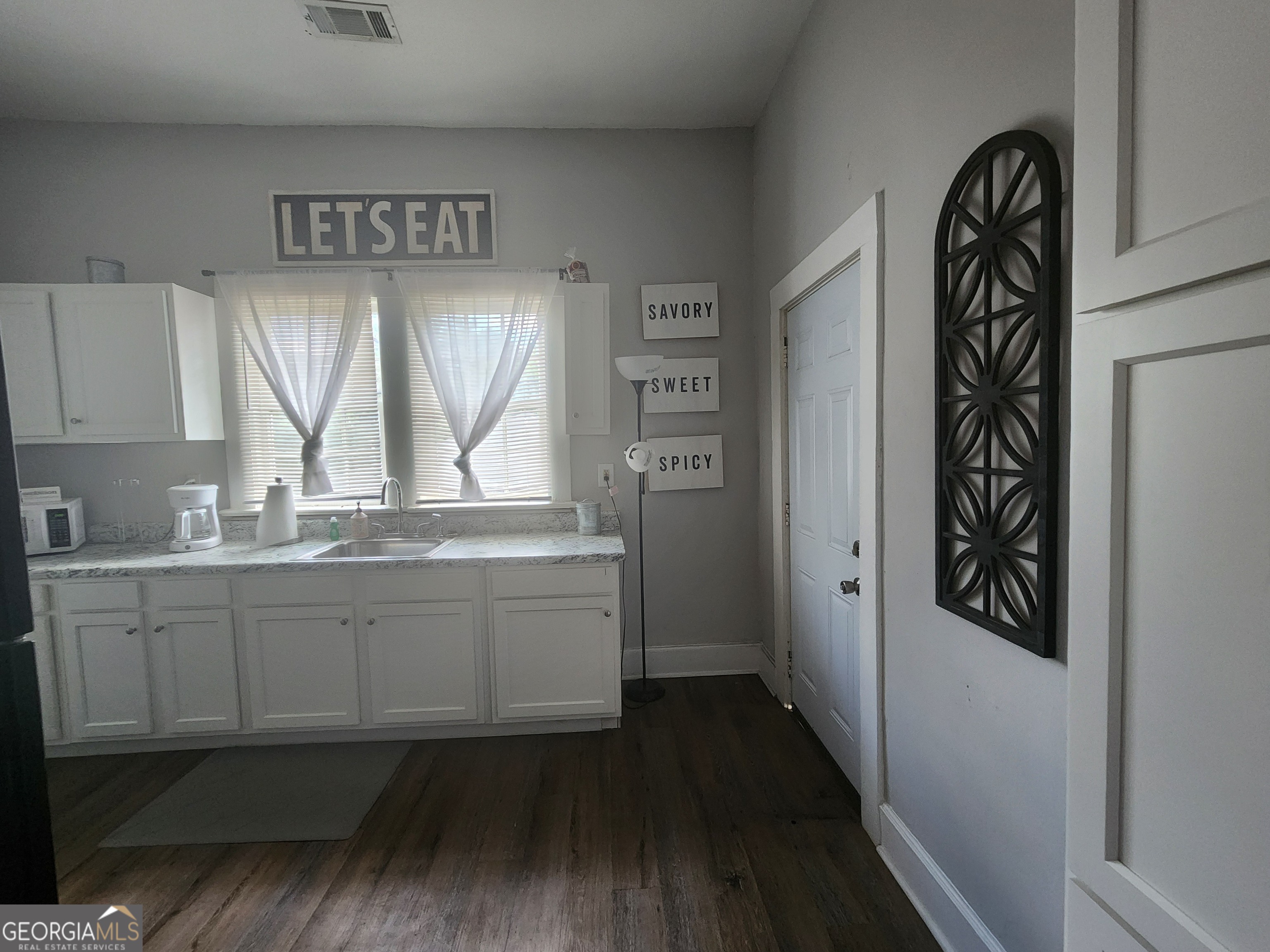 917 Oakview Avenue, Unit 2 Columbus, GA 31906 - Photo 4 of 13