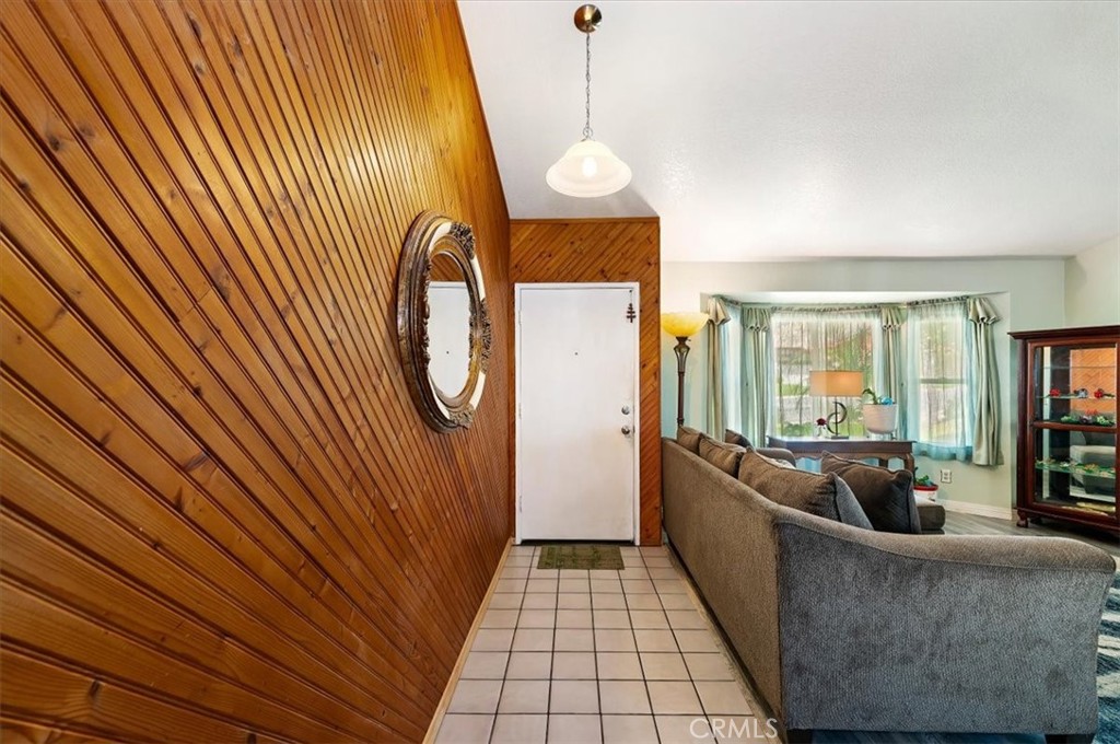 24321 Rimview Road Moreno Valley, CA 92557 - Photo 3 of 21