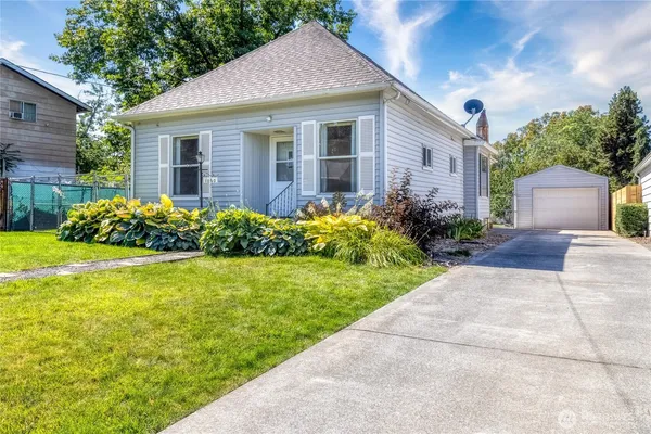 $425,000 | 1060 Francis Avenue, Walla Walla, WA 99362