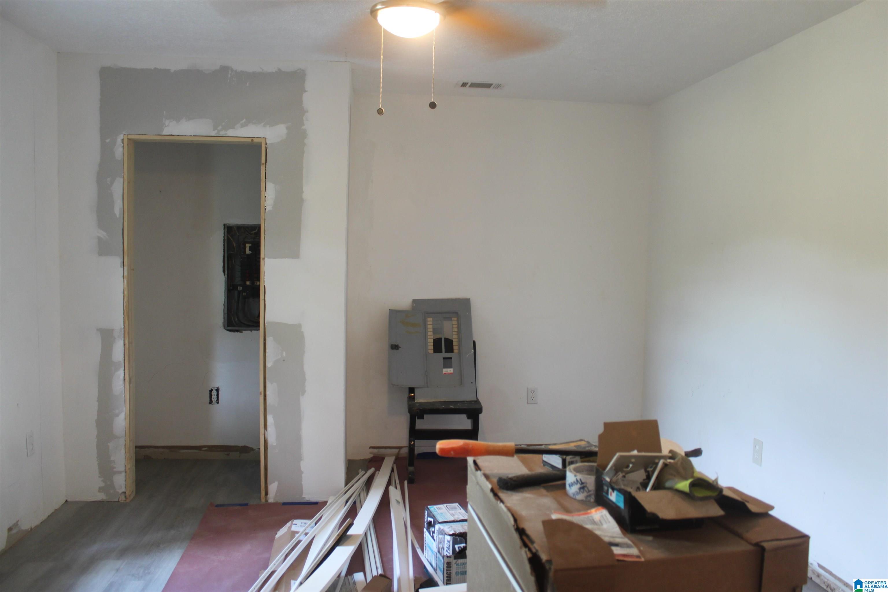 337 Gray Road Heflin, AL 36264 - Photo 11 of 19