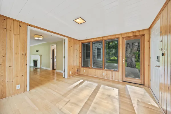 $3,600 | 3200 Chase Drive, Minnetonka, MN 55305